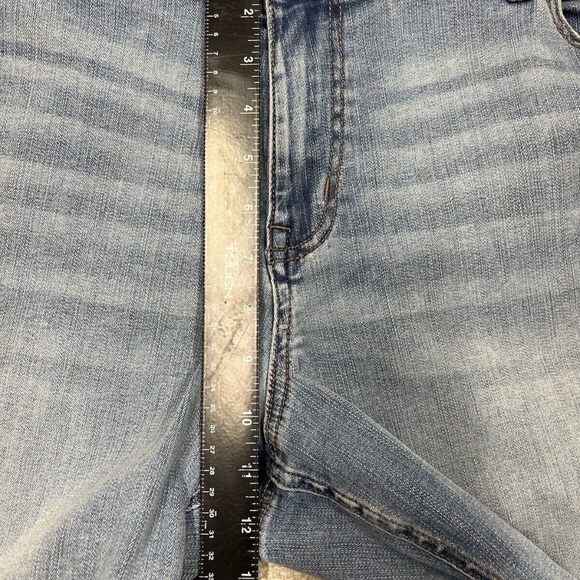 Maurices MidRise Jeans Straight Leg Light Wash 5 Pocket Blue Denim Plus Size 22W - Picture 11 of 13